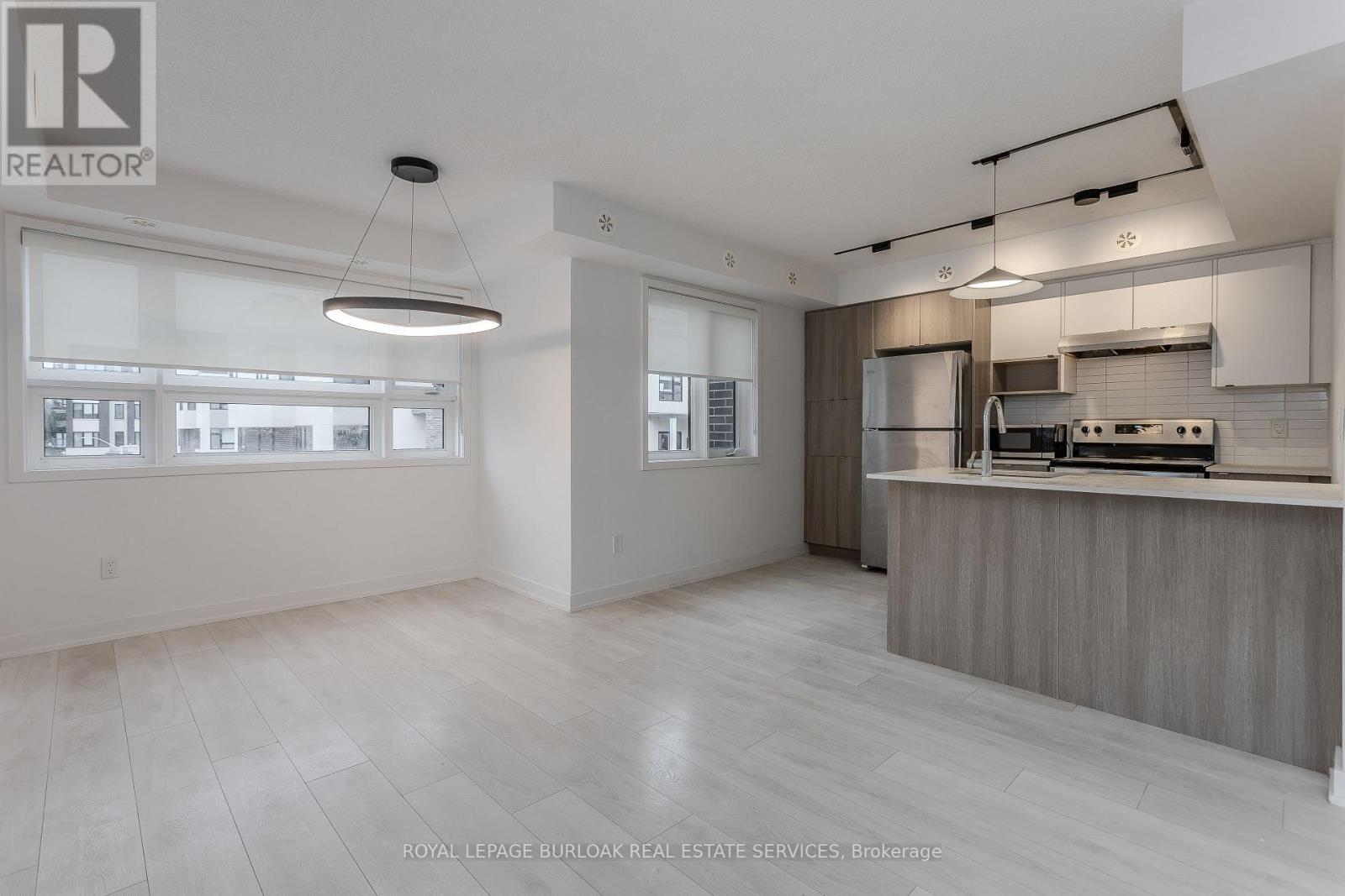 815 - 1133 Cooke Boulevard, Burlington, Ontario  L7T 0C3 - Photo 7 - W12582866