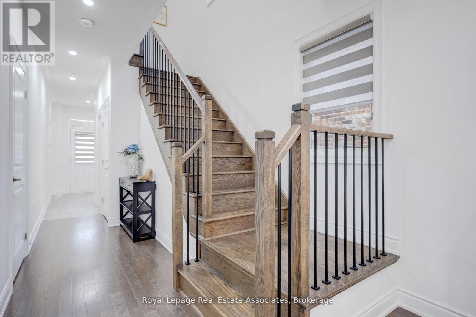 13 Quinton Ridge, Brampton, Ontario  L6Y 6J4 - Photo 19 - W12582878