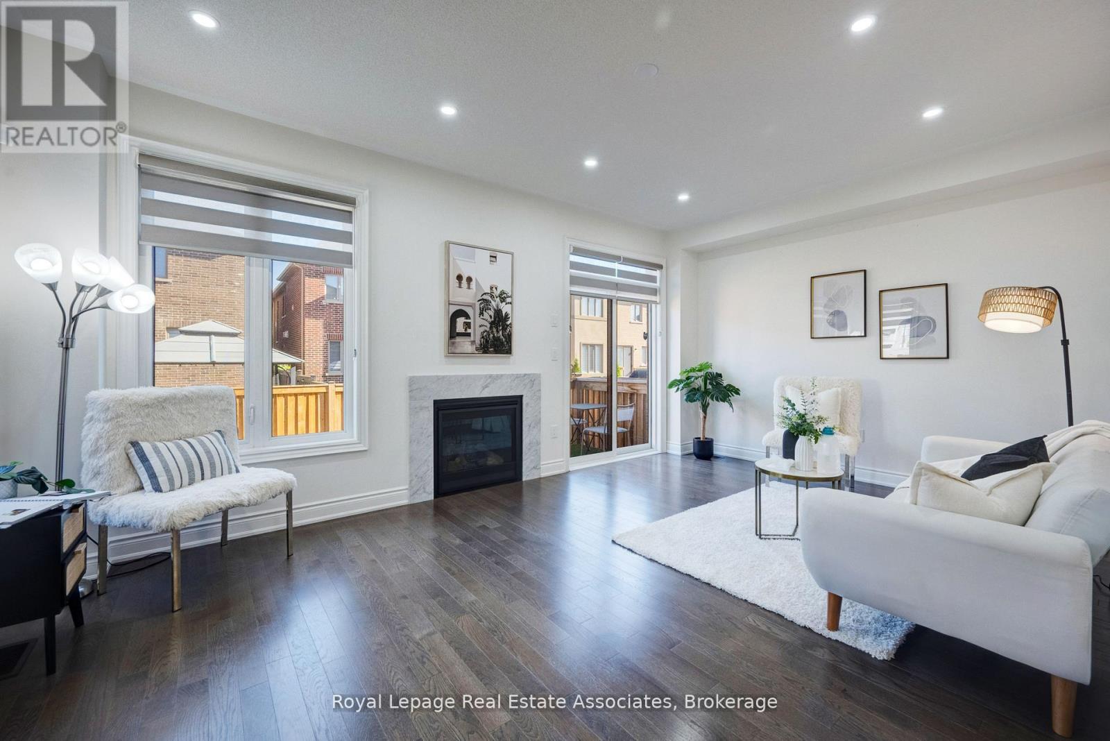 13 Quinton Ridge, Brampton, Ontario  L6Y 6J4 - Photo 3 - W12582878