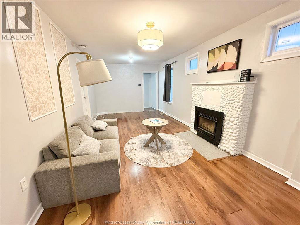 970 Westminster Boulevard, Windsor, Ontario N9A 2A9 - Photo 4 - 25030729
