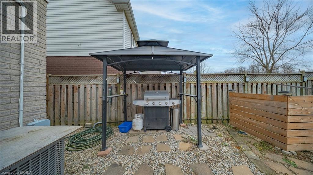 128 Mcmeeken Drive, Cambridge, Ontario  N3C 4E7 - Photo 31 - 40789232