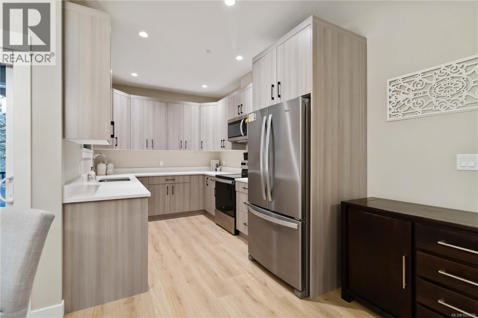 1943 West Park Lane, View Royal, British Columbia V9B 5Z2 - Photo 4 - 1020876