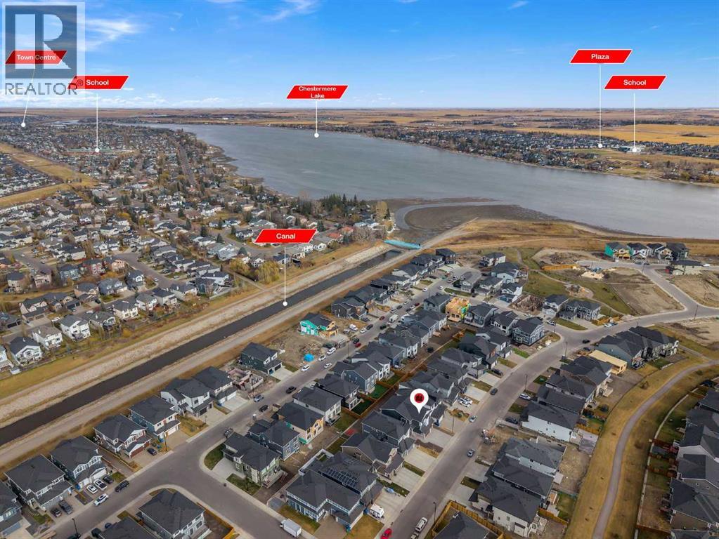 18 South Shore Road, Chestermere, Alberta  T1X 2Y4 - Photo 2 - A2268570