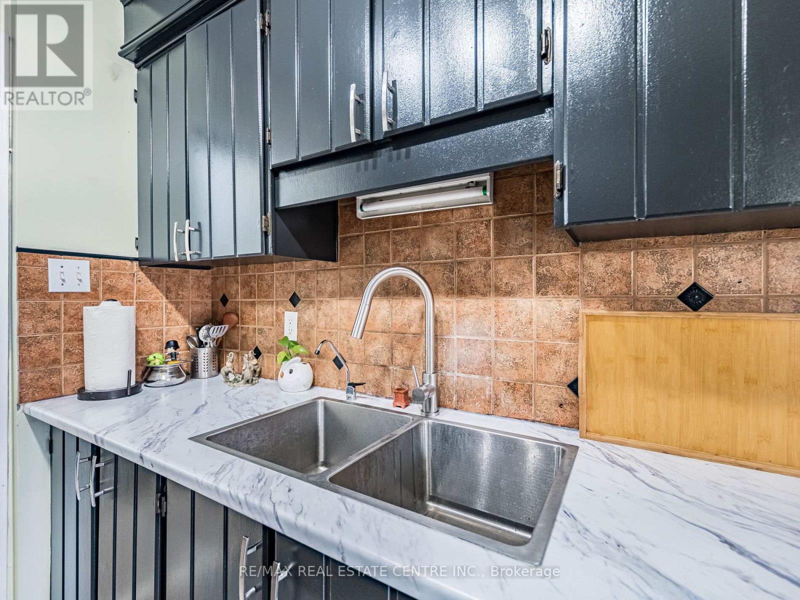 121 - 49 Rhonda Road, Guelph, Ontario  N1H 7A4 - Photo 22 - X12582798