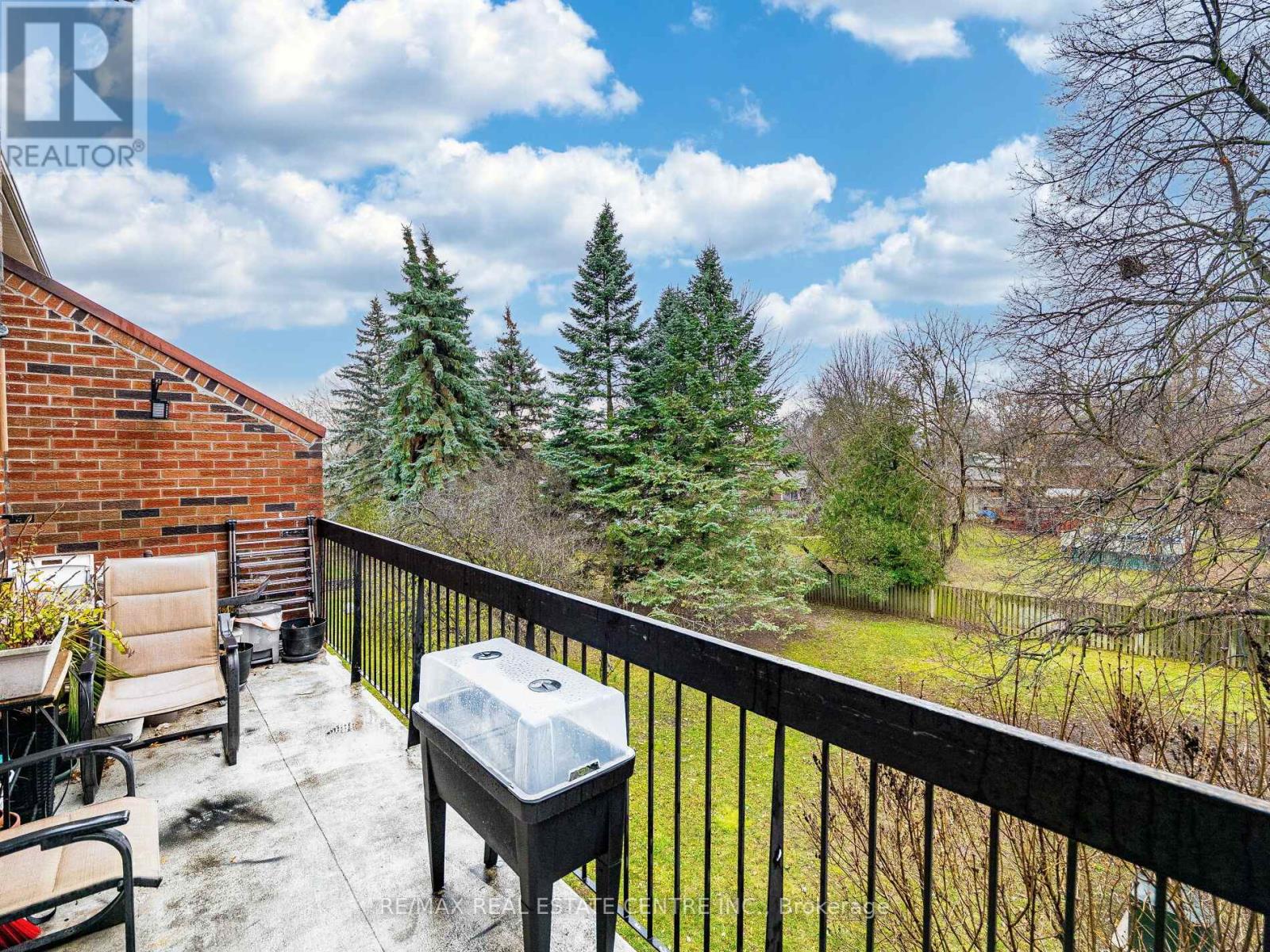 121 - 49 Rhonda Road, Guelph, Ontario  N1H 7A4 - Photo 41 - X12582798