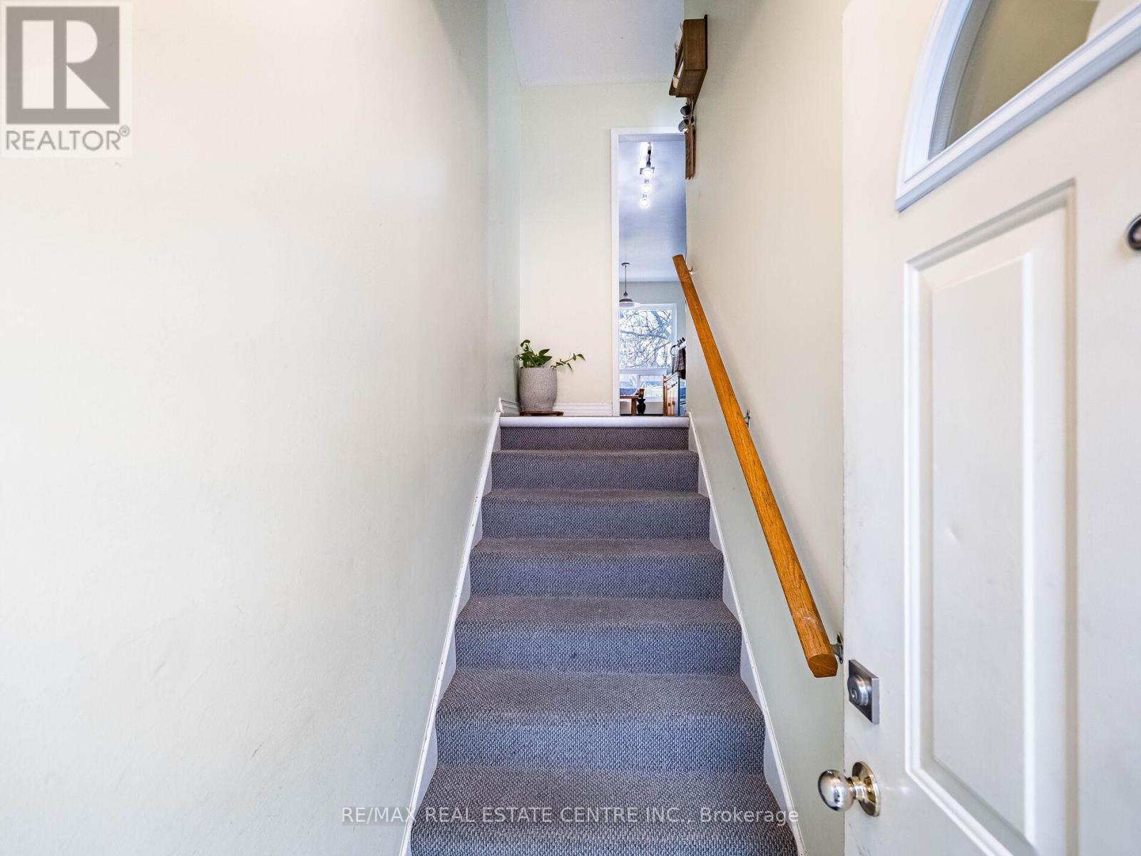 121 - 49 Rhonda Road, Guelph, Ontario  N1H 7A4 - Photo 5 - X12582798