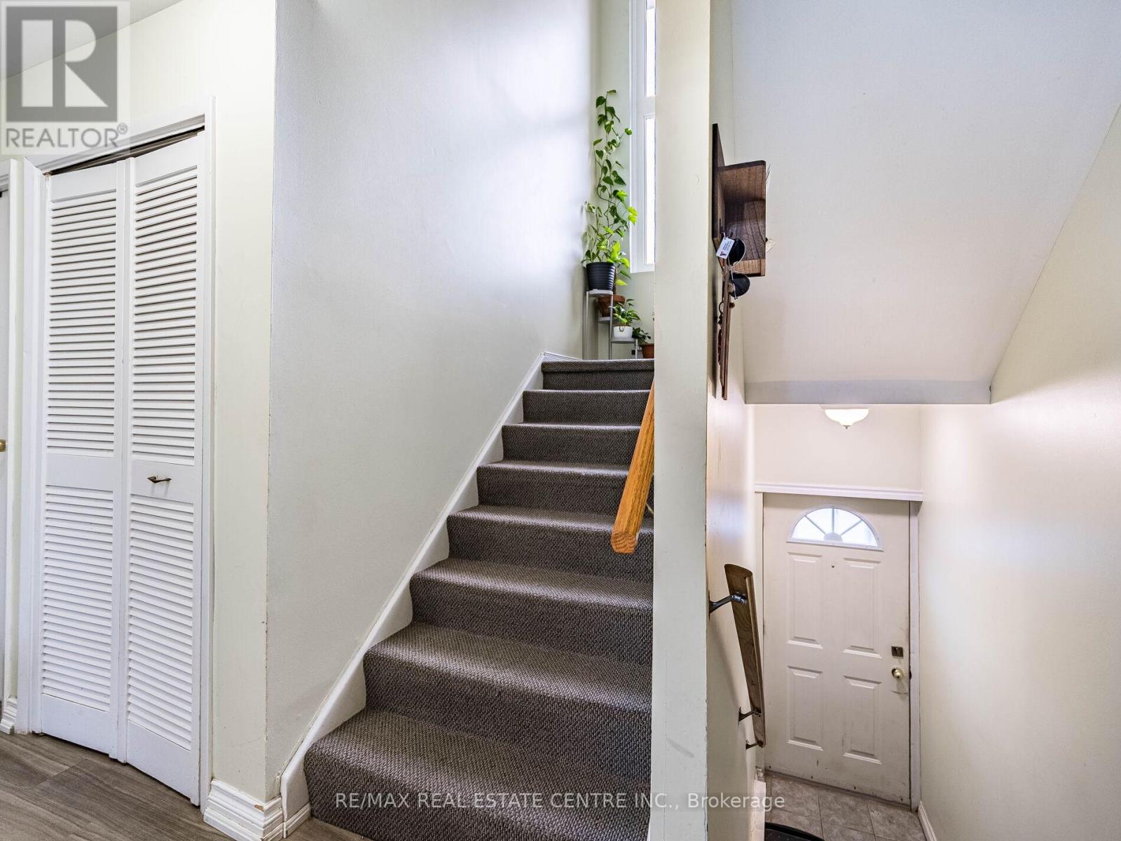 121 - 49 Rhonda Road, Guelph, Ontario  N1H 7A4 - Photo 6 - X12582798