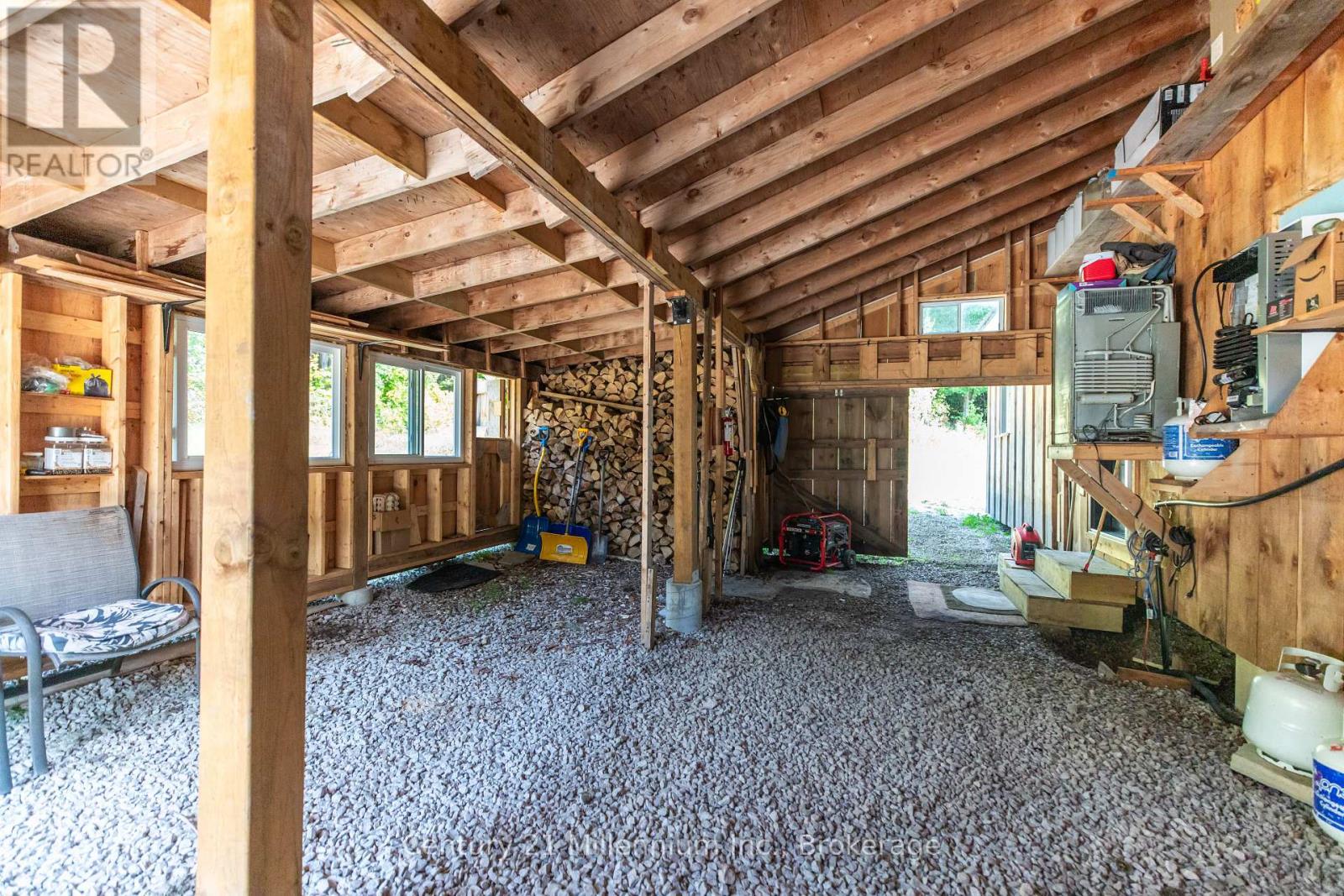 667 East Road, Northern Bruce Peninsula, Ontario  N0H 1W0 - Photo 27 - X12582922