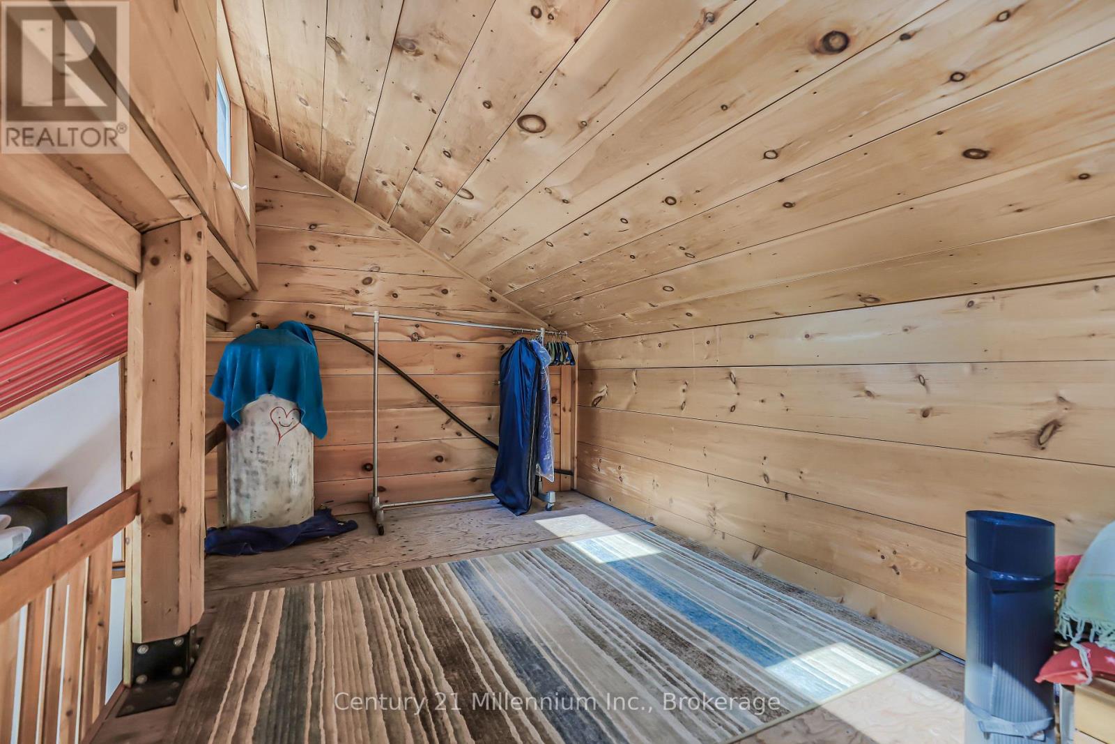 667 East Road, Northern Bruce Peninsula, Ontario  N0H 1W0 - Photo 34 - X12582922