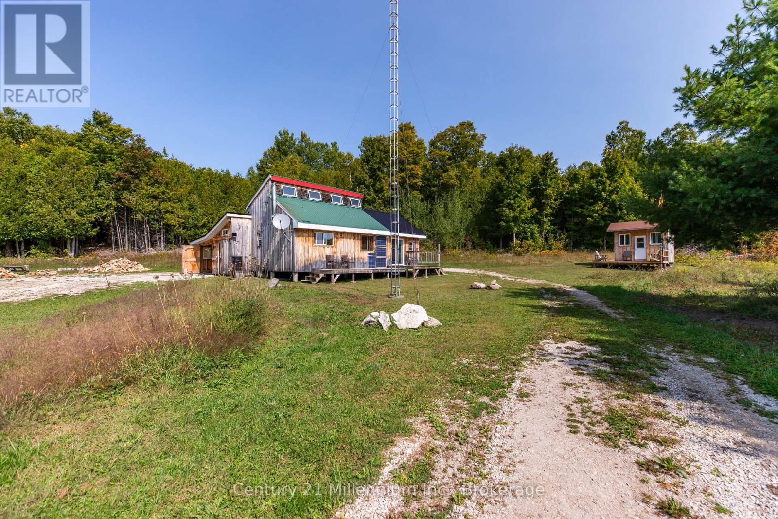 667 East Road, Northern Bruce Peninsula, Ontario  N0H 1W0 - Photo 35 - X12582922