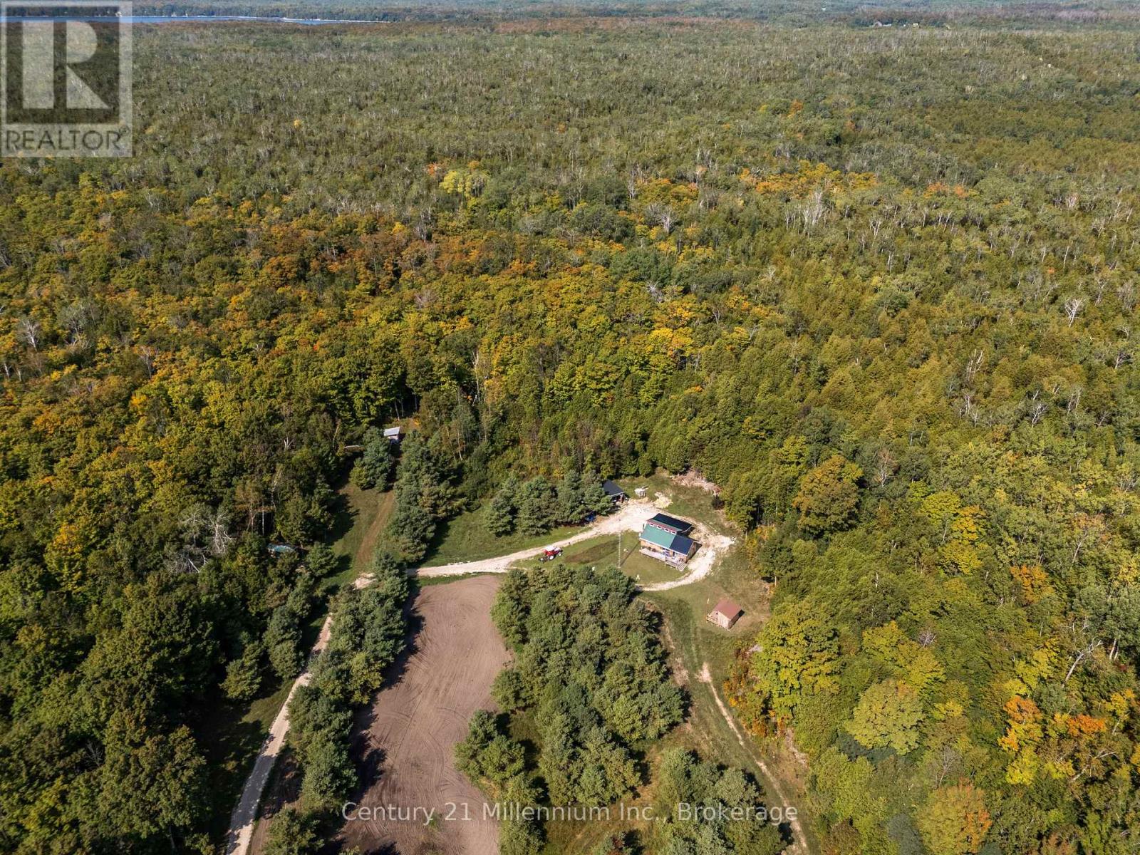 667 East Road, Northern Bruce Peninsula, Ontario  N0H 1W0 - Photo 48 - X12582922