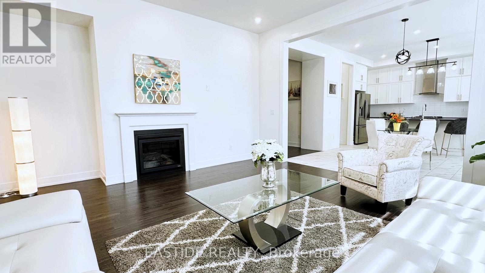 67 Marlene Johnston Drive, East Gwillimbury, Ontario  L9N 1K3 - Photo 14 - N12372966