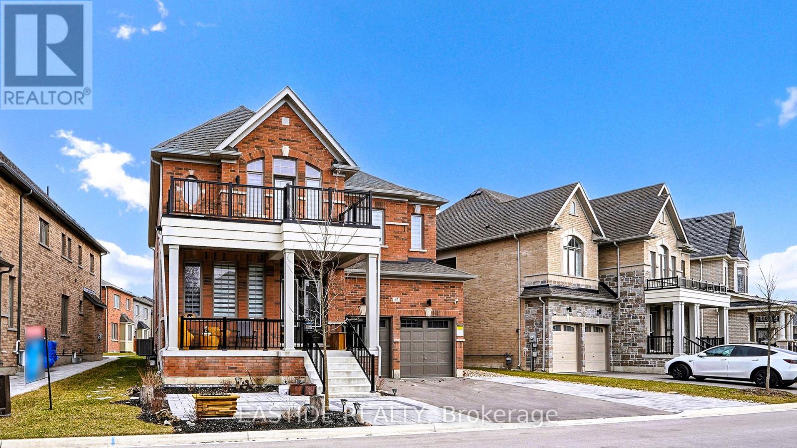 67 Marlene Johnston Drive, East Gwillimbury, Ontario  L9N 1K3 - Photo 2 - N12372966