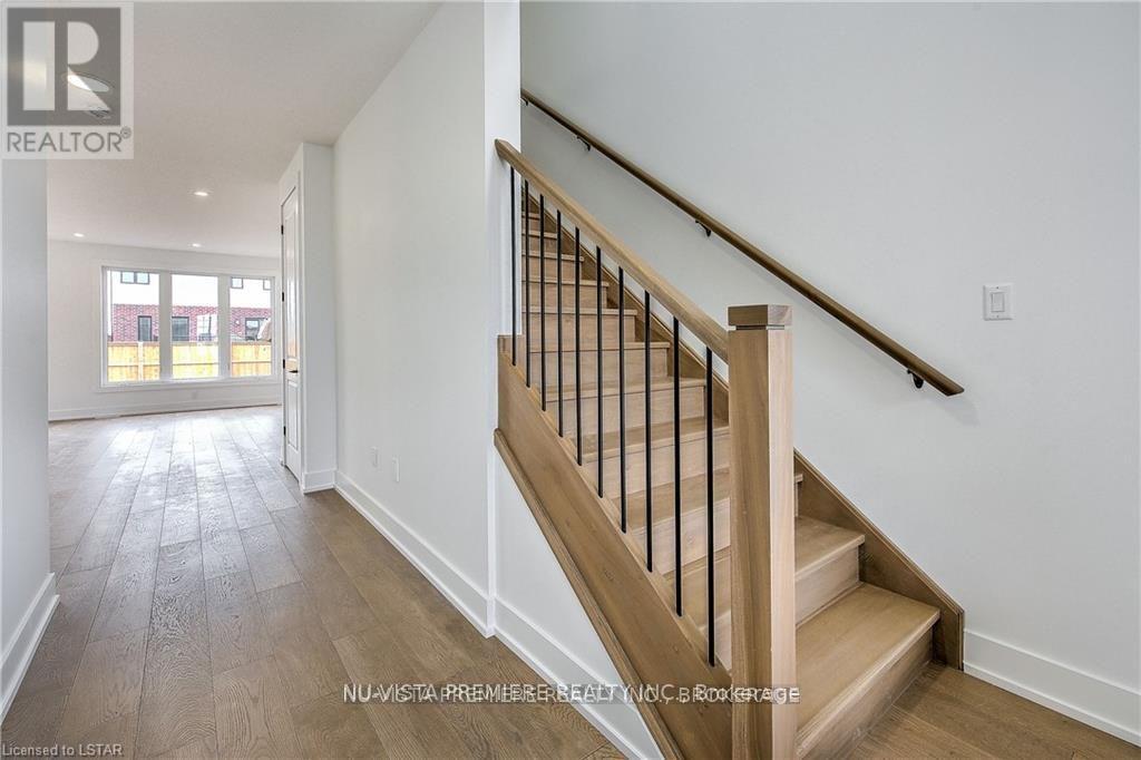 6497 Heathwoods Avenue, London South, Ontario  N6P 0J7 - Photo 6 - X12303540