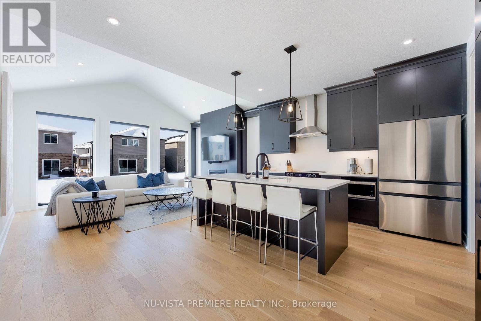 2228 Saddlerock Avenue, London North, Ontario  N6G 3X3 - Photo 10 - X12377554