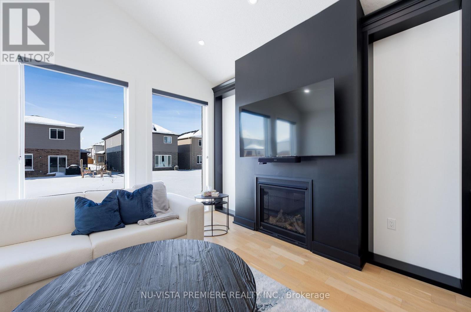 2228 Saddlerock Avenue, London North, Ontario  N6G 3X3 - Photo 12 - X12377554