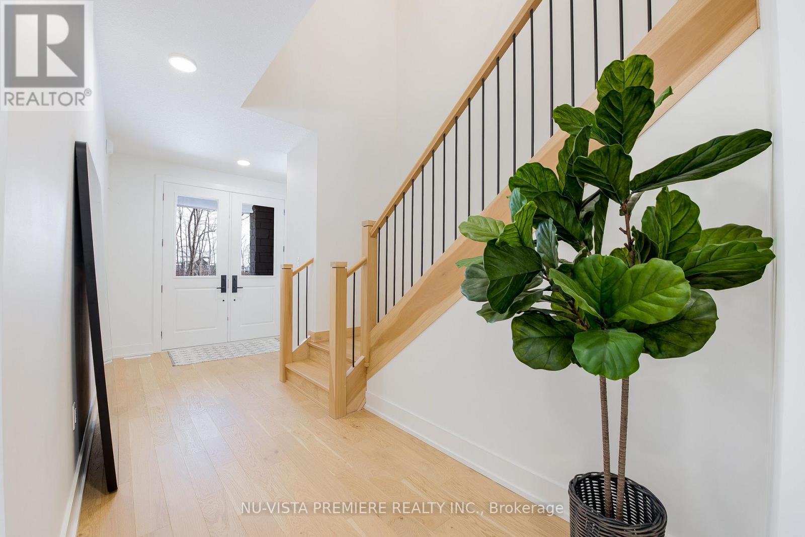 2228 Saddlerock Avenue, London North, Ontario  N6G 3X3 - Photo 4 - X12377554