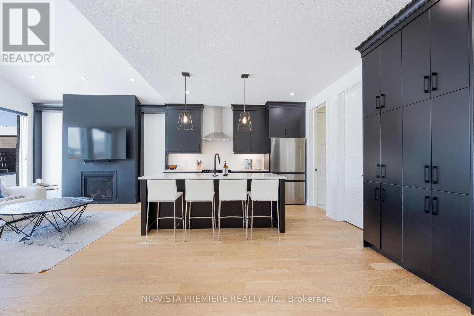 2228 Saddlerock Avenue, London North, Ontario  N6G 3X3 - Photo 9 - X12377554