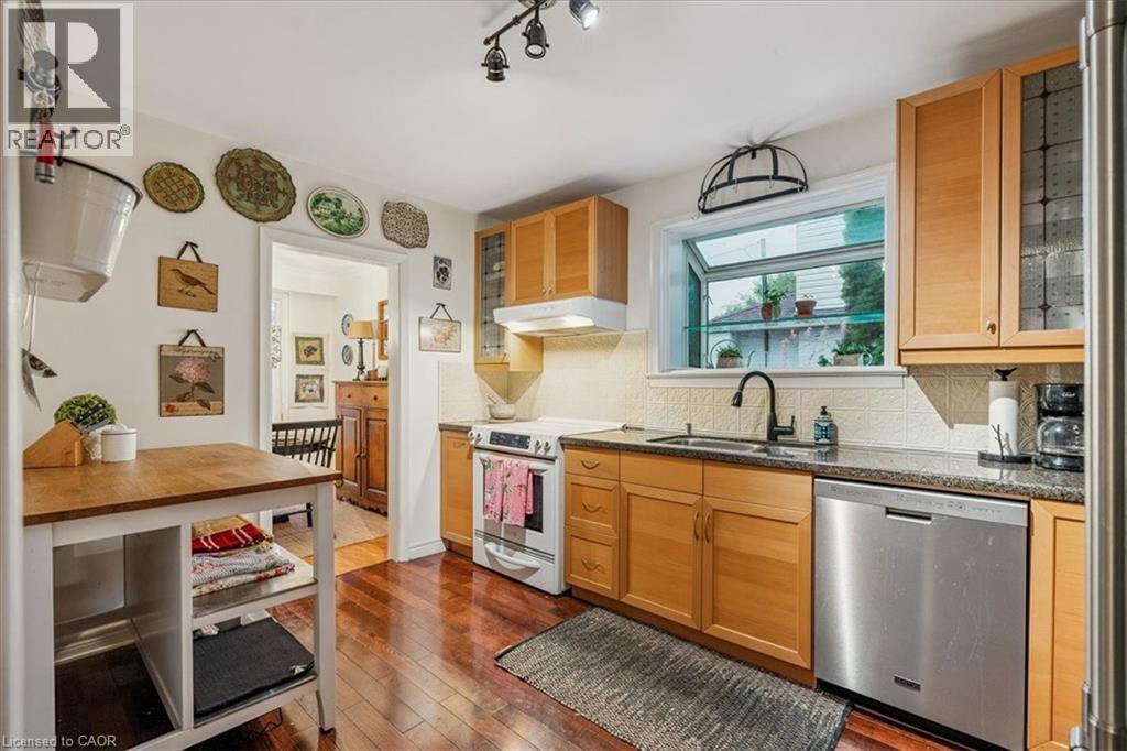 402 Willis Drive, Oakville, Ontario  L6L 4V3 - Photo 17 - 40790697