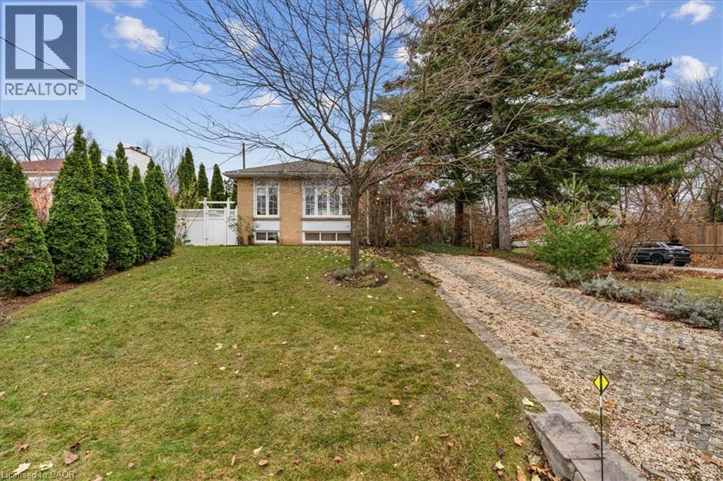 402 Willis Drive, Oakville, Ontario  L6L 4V3 - Photo 3 - 40790697