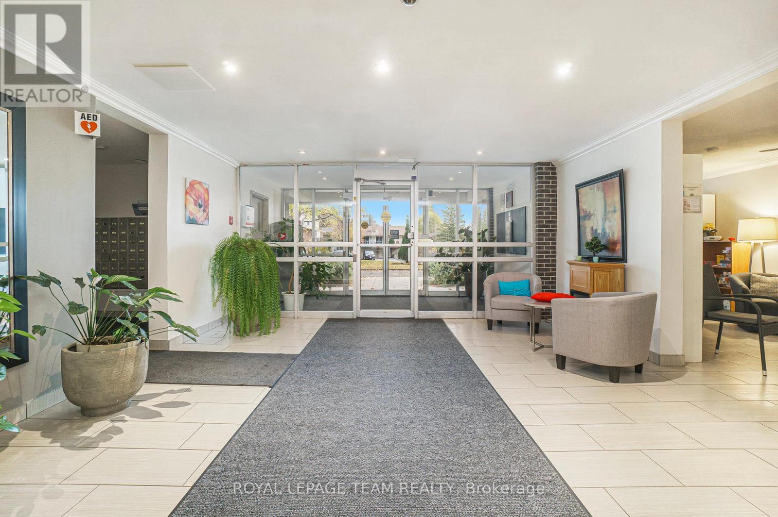 606 - 2400 Virginia Drive, Ottawa, Ontario  K1H 8L3 - Photo 32 - X12529210