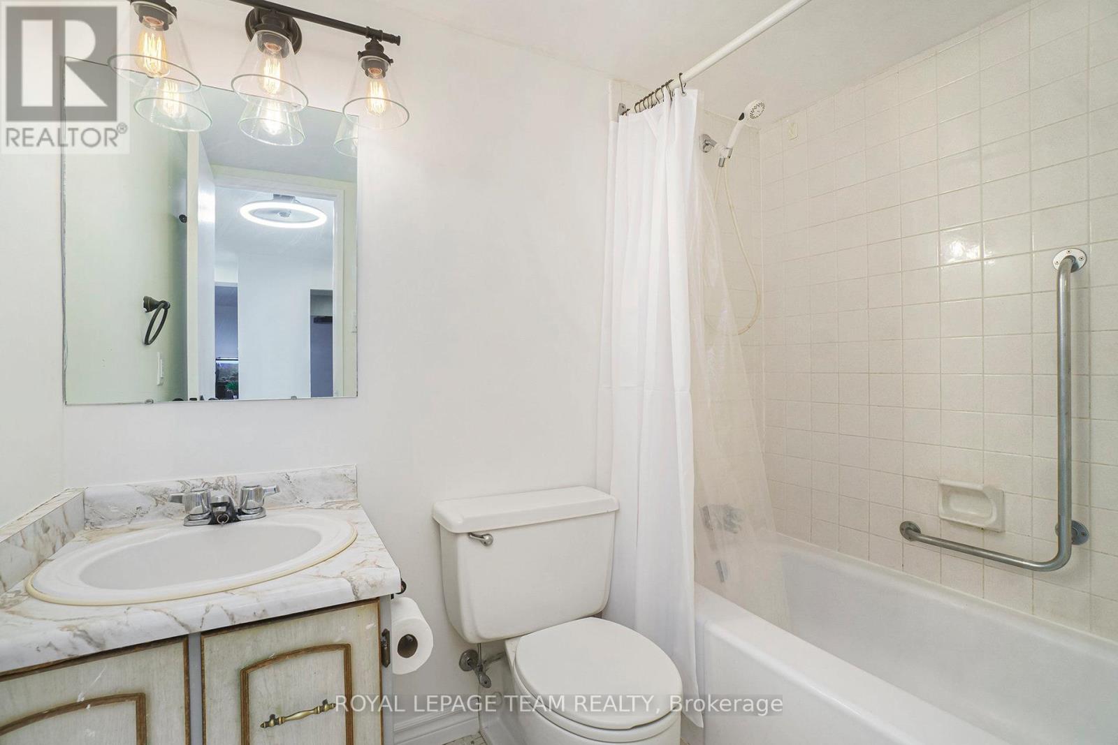 606 - 2400 Virginia Drive, Ottawa, Ontario  K1H 8L3 - Photo 25 - X12529210