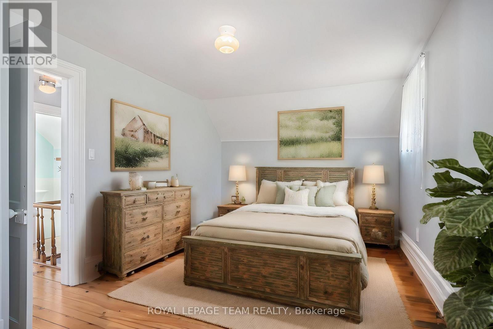 20468 7, Tay Valley, Ontario K0H 2B0 - Photo 22 - X12564280