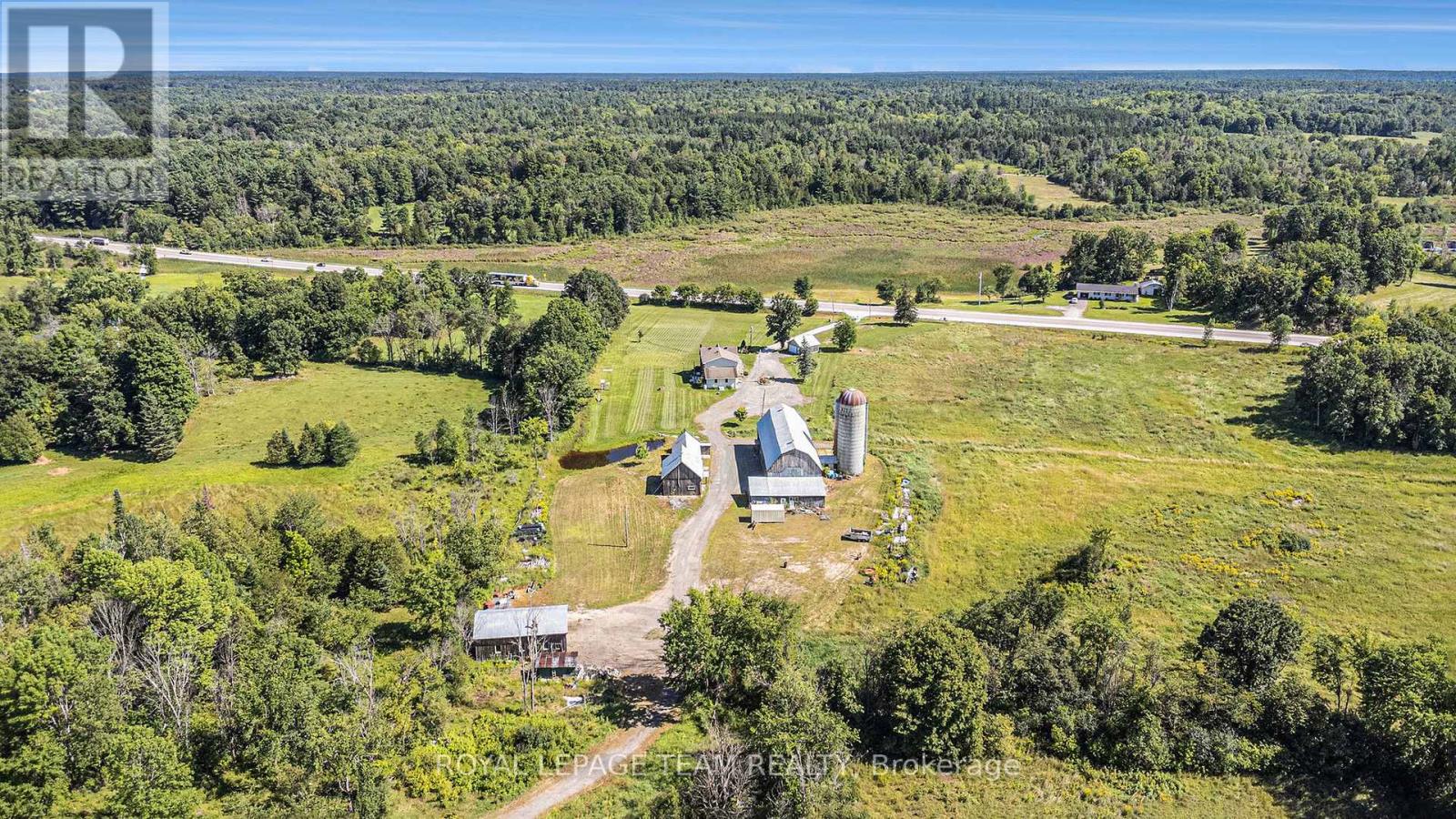 20468 7, Tay Valley, Ontario K0H 2B0 - Photo 30 - X12564280