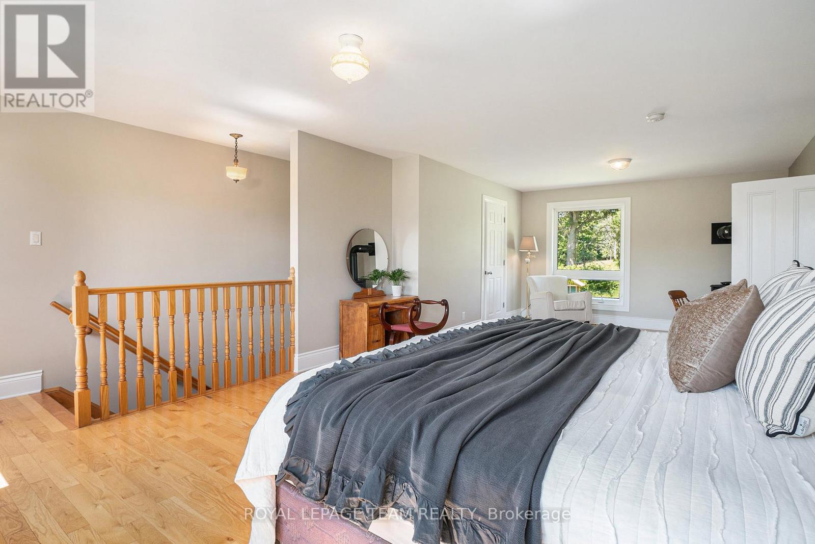 20468 7, Tay Valley, Ontario K0H 2B0 - Photo 15 - X12564280