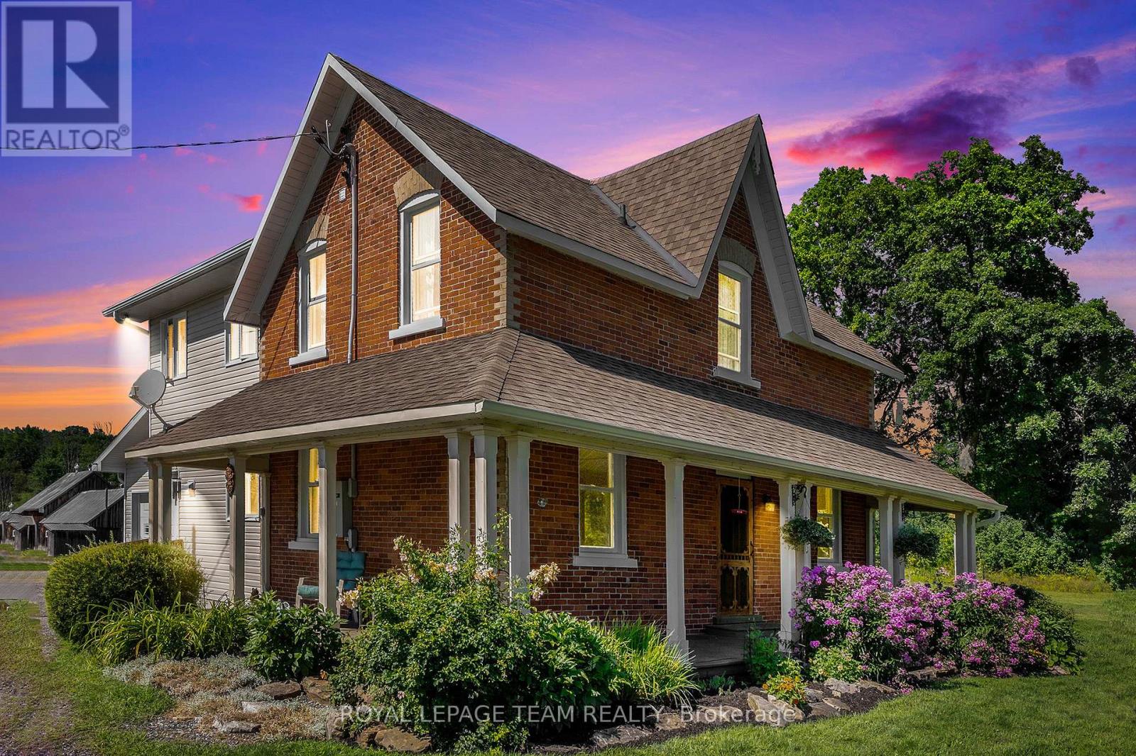 20468 7, Tay Valley, Ontario K0H 2B0 - Photo 3 - X12564280