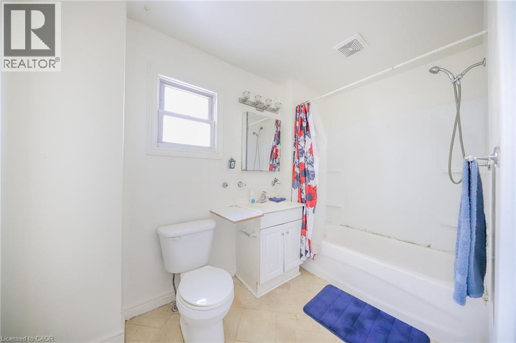 5537 Montrose Road, Niagara Falls, Ontario  L2H 1K9 - Photo 12 - 40791014