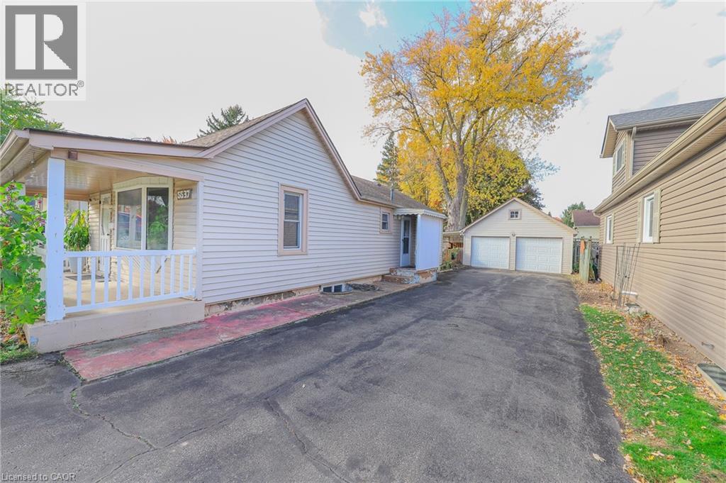 5537 Montrose Road, Niagara Falls, Ontario  L2H 1K9 - Photo 4 - 40791014