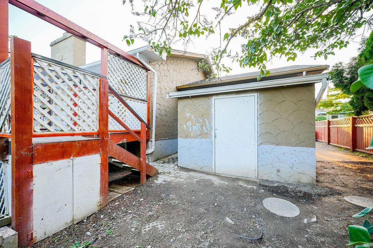 10042 Fairbanks Crescent, Fairfield Island, Chilliwack, British Columbia  V2P 5M2 - Photo 30 - R3070039