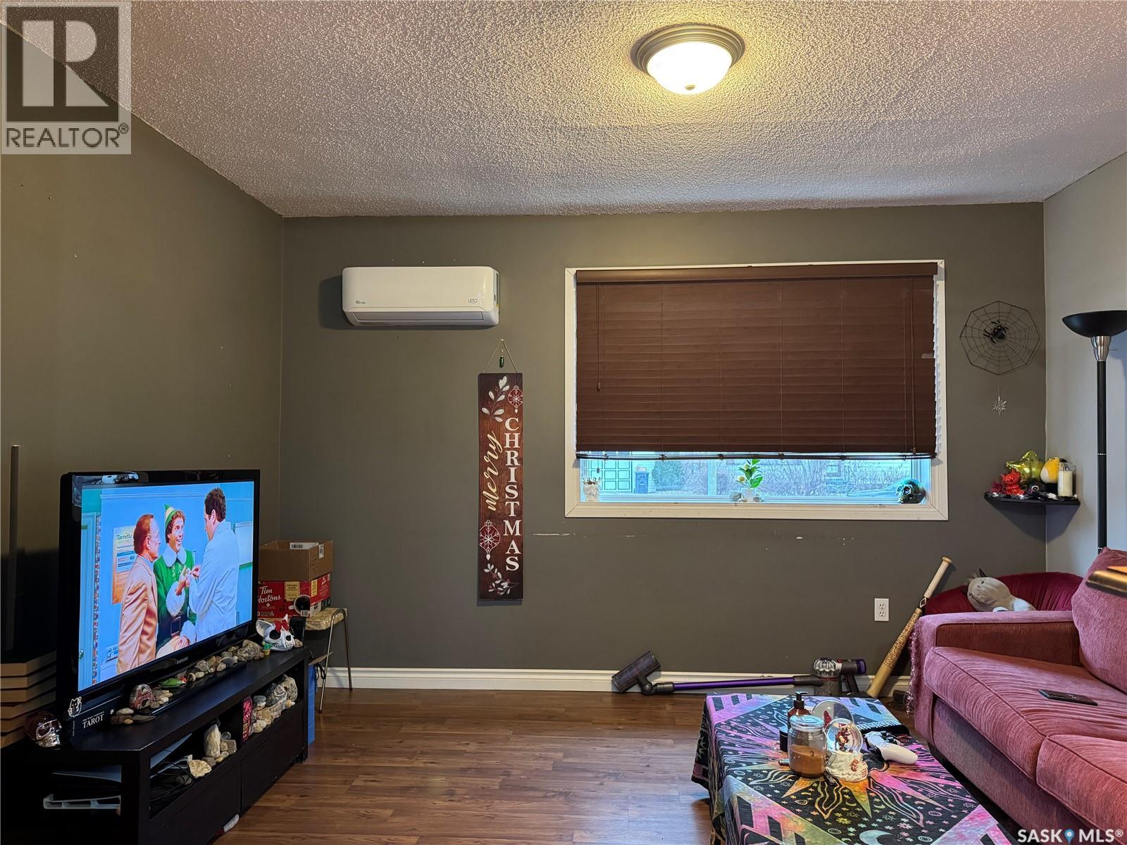 211 8th Street E, Wynyard, Saskatchewan  S0A 4T0 - Photo 8 - SK024789