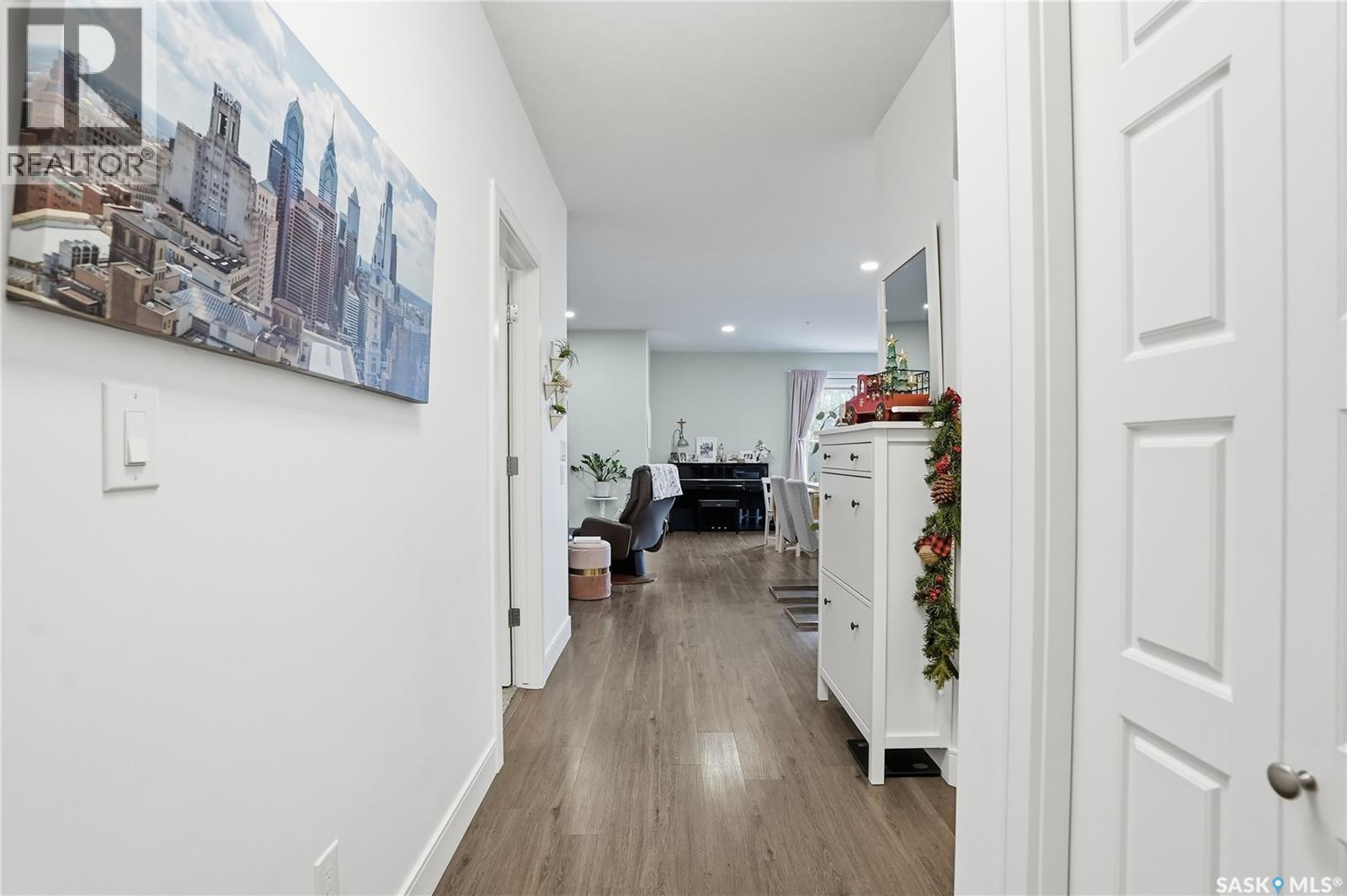 220 105 Willis Crescent, Saskatoon, Saskatchewan  S7T 0Z3 - Photo 5 - SK024773