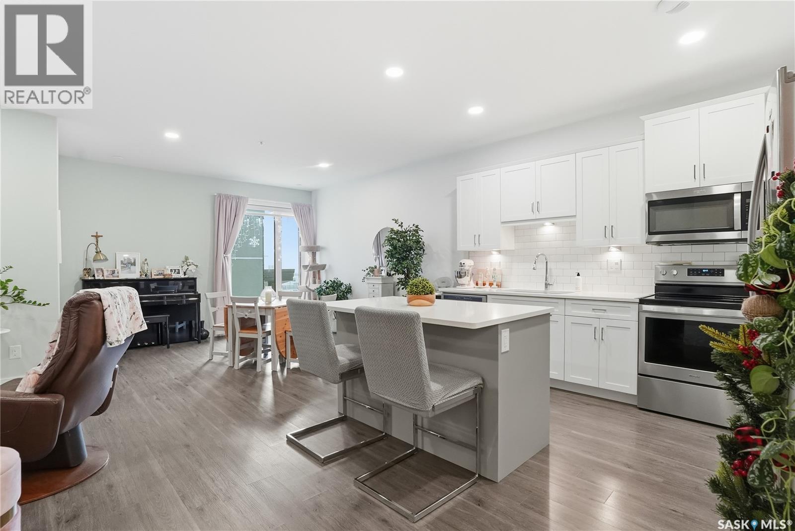 220 105 Willis Crescent, Saskatoon, Saskatchewan  S7T 0Z3 - Photo 6 - SK024773