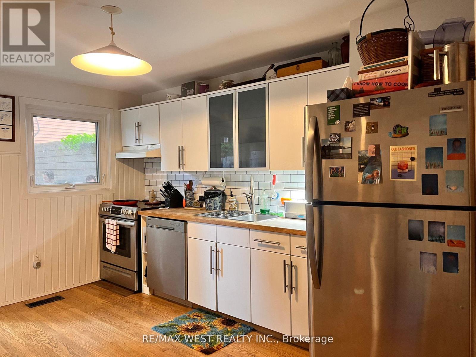 20 Afton Avenue, Toronto, Ontario  M6J 1R8 - Photo 12 - C12582908