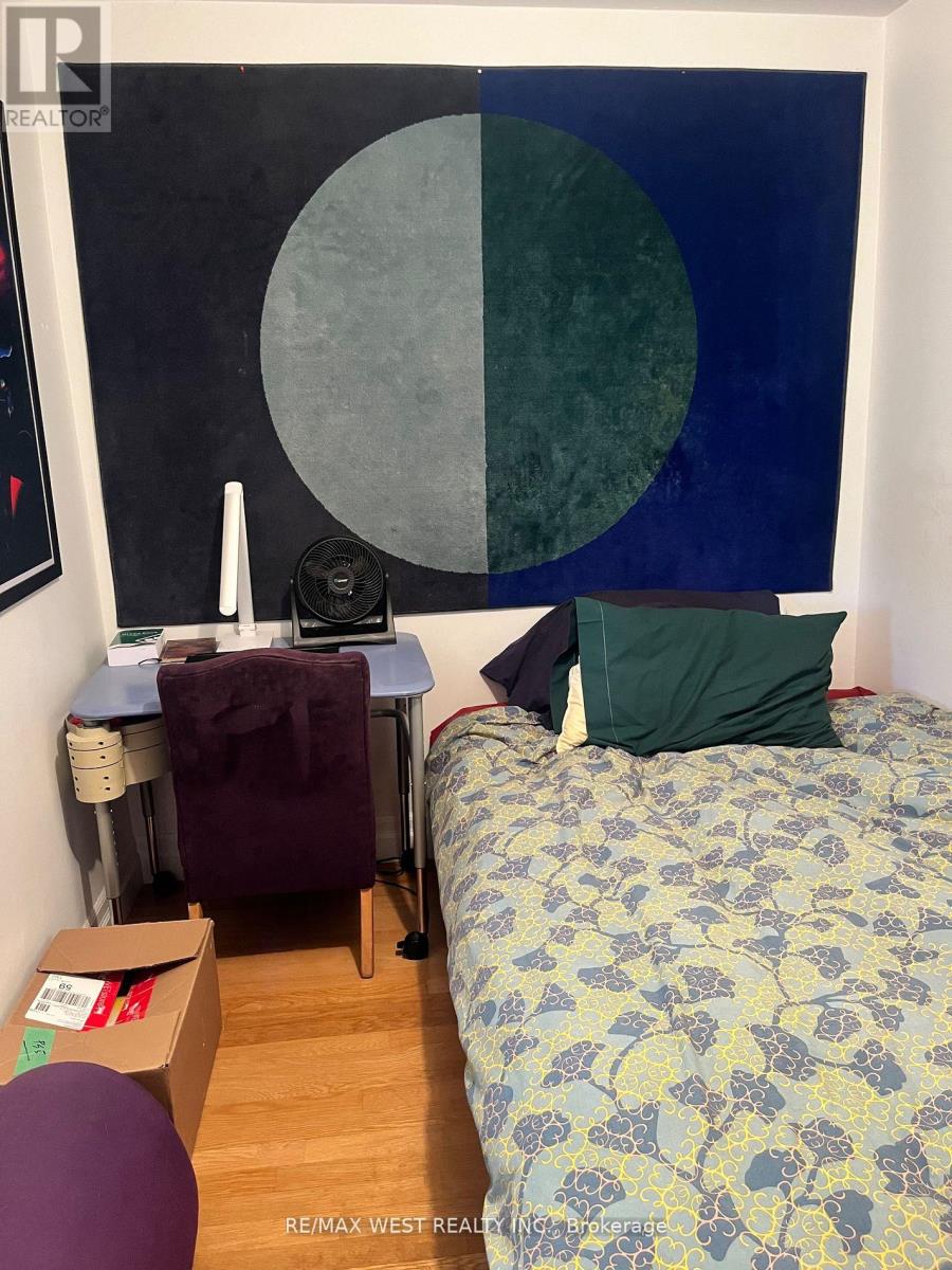 20 Afton Avenue, Toronto, Ontario  M6J 1R8 - Photo 20 - C12582908