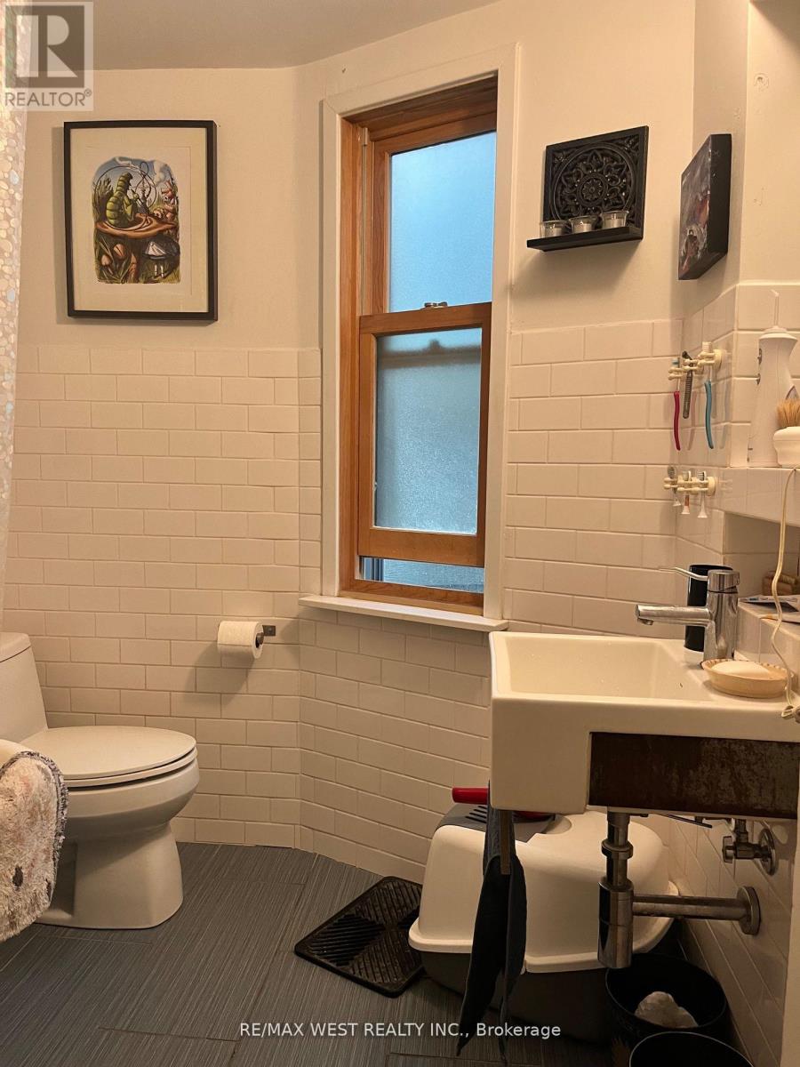 20 Afton Avenue, Toronto, Ontario  M6J 1R8 - Photo 21 - C12582908