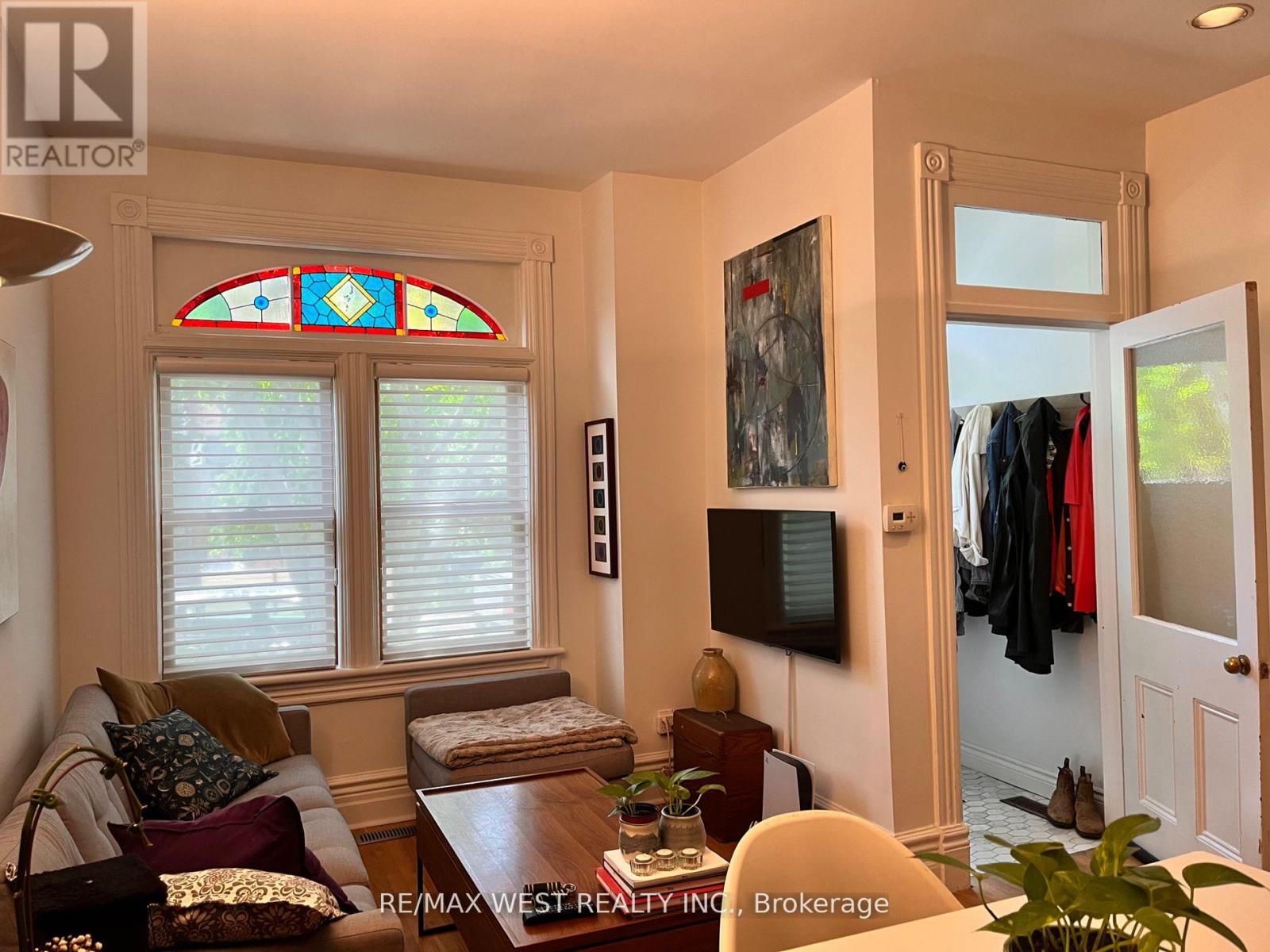 20 Afton Avenue, Toronto, Ontario  M6J 1R8 - Photo 6 - C12582908