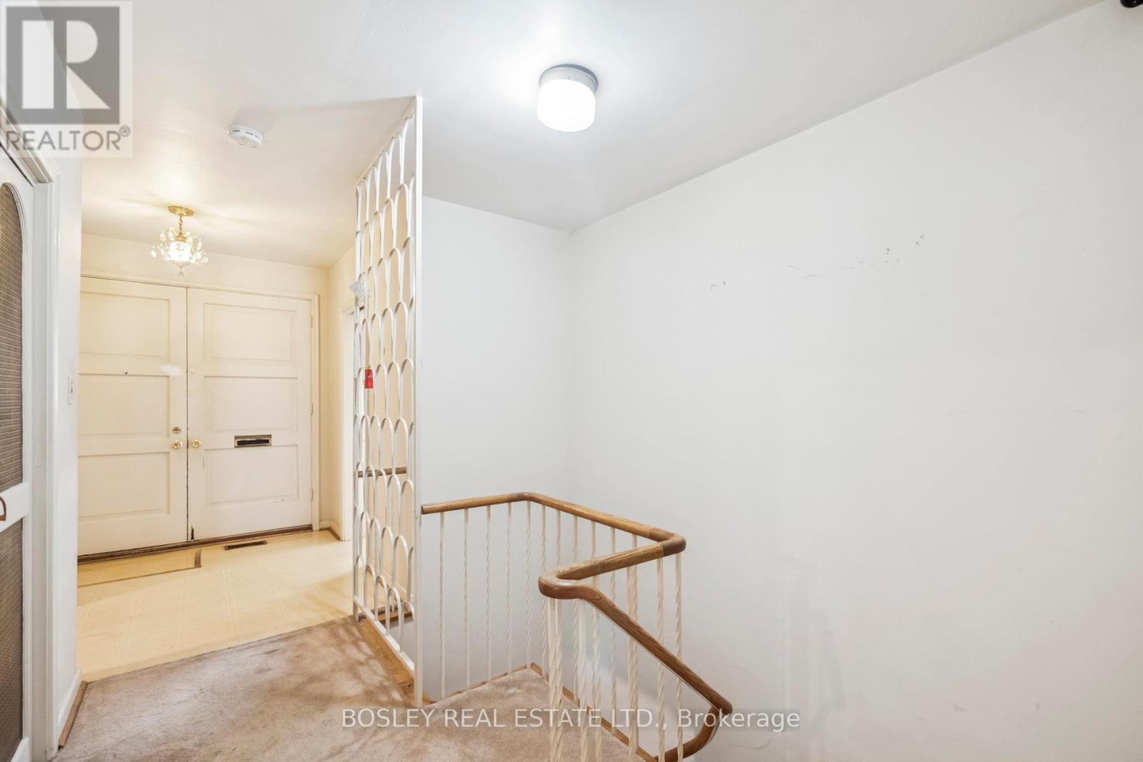 120 Fenn Avenue, Toronto, Ontario  M2P 1X6 - Photo 24 - C12582936