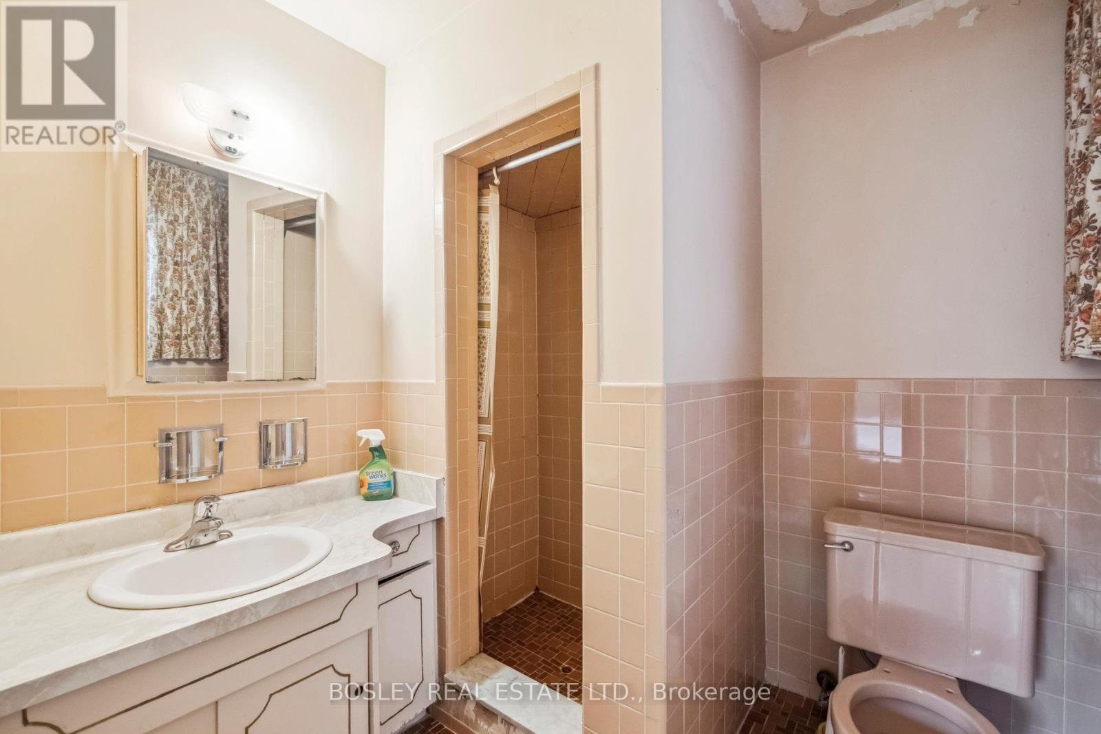 120 Fenn Avenue, Toronto, Ontario  M2P 1X6 - Photo 29 - C12582936