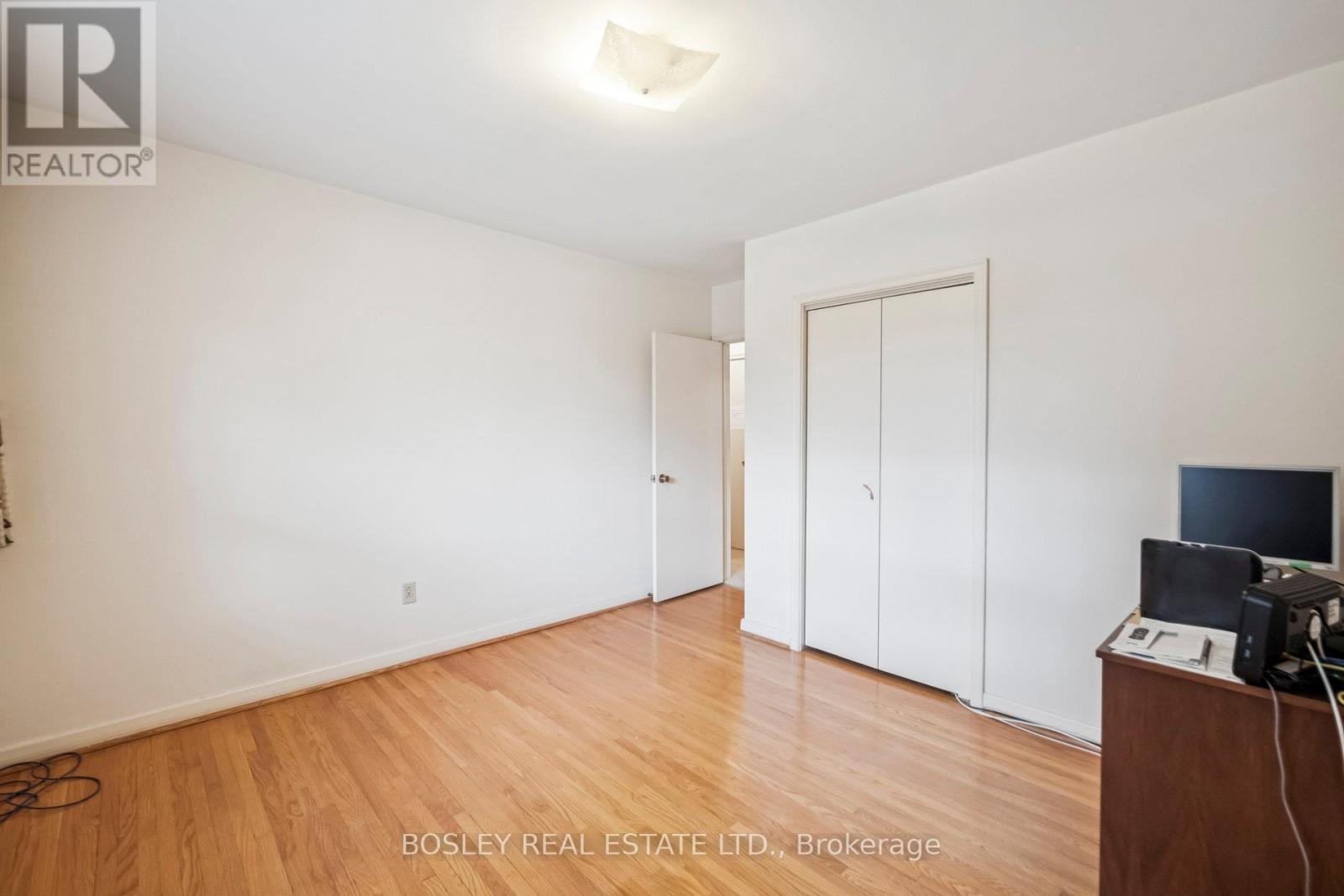 120 Fenn Avenue, Toronto, Ontario  M2P 1X6 - Photo 32 - C12582936