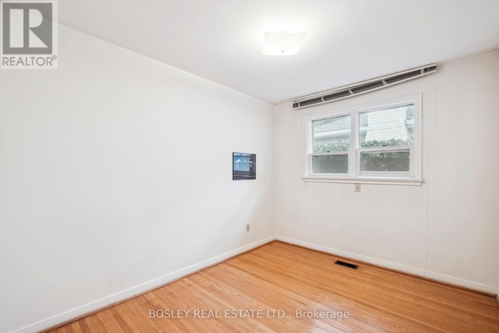 120 Fenn Avenue, Toronto, Ontario  M2P 1X6 - Photo 36 - C12582936