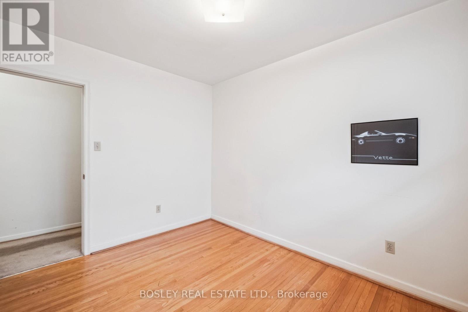 120 Fenn Avenue, Toronto, Ontario  M2P 1X6 - Photo 38 - C12582936