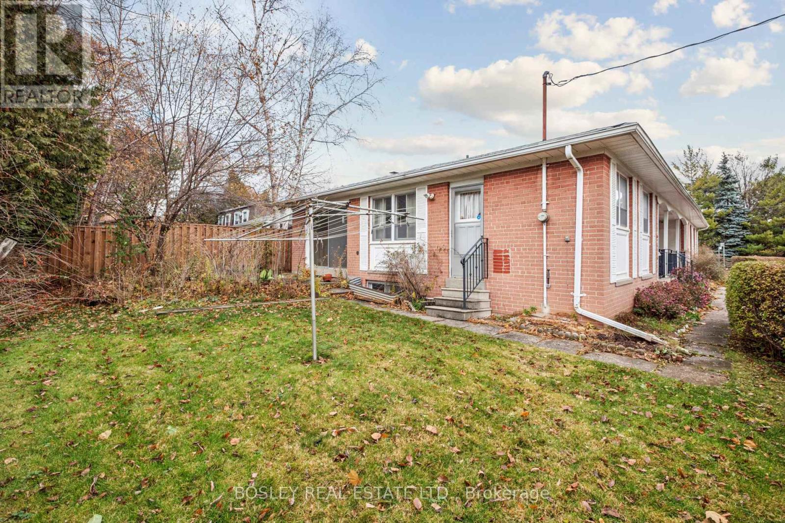 120 Fenn Avenue, Toronto, Ontario  M2P 1X6 - Photo 44 - C12582936