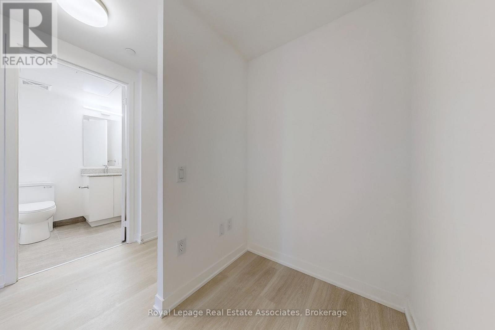 921 - 500 Wilson Avenue, Toronto, Ontario  M3H 0E5 - Photo 21 - C12582940
