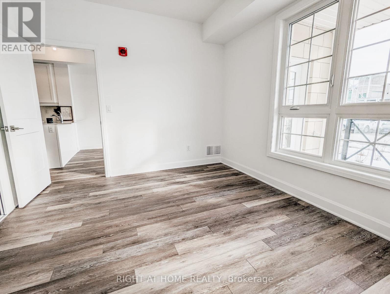 109 - 50 Lakebreeze Drive, Clarington, Ontario  L1B 0V9 - Photo 13 - E12582968