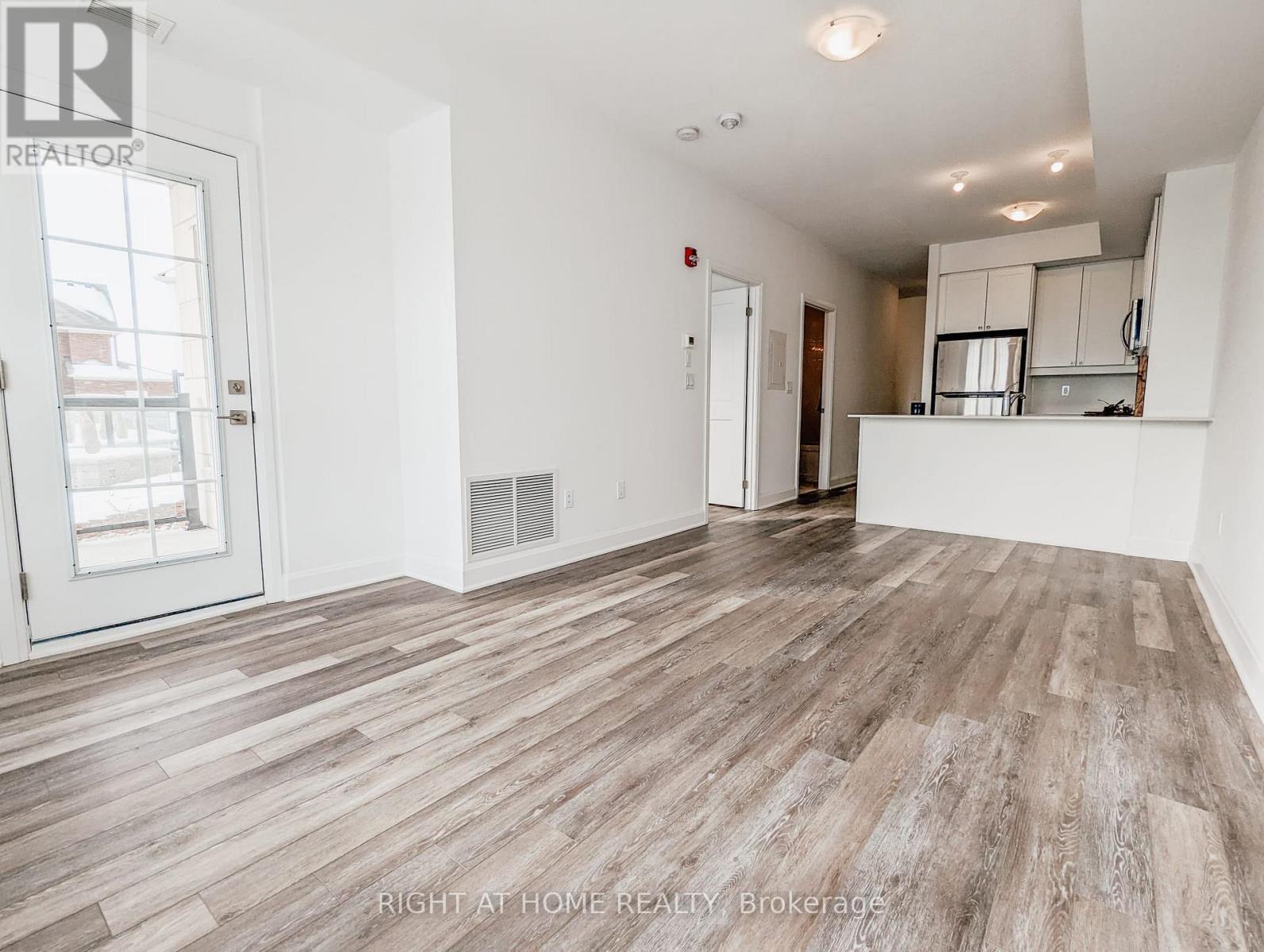 109 - 50 Lakebreeze Drive, Clarington, Ontario  L1B 0V9 - Photo 20 - E12582968