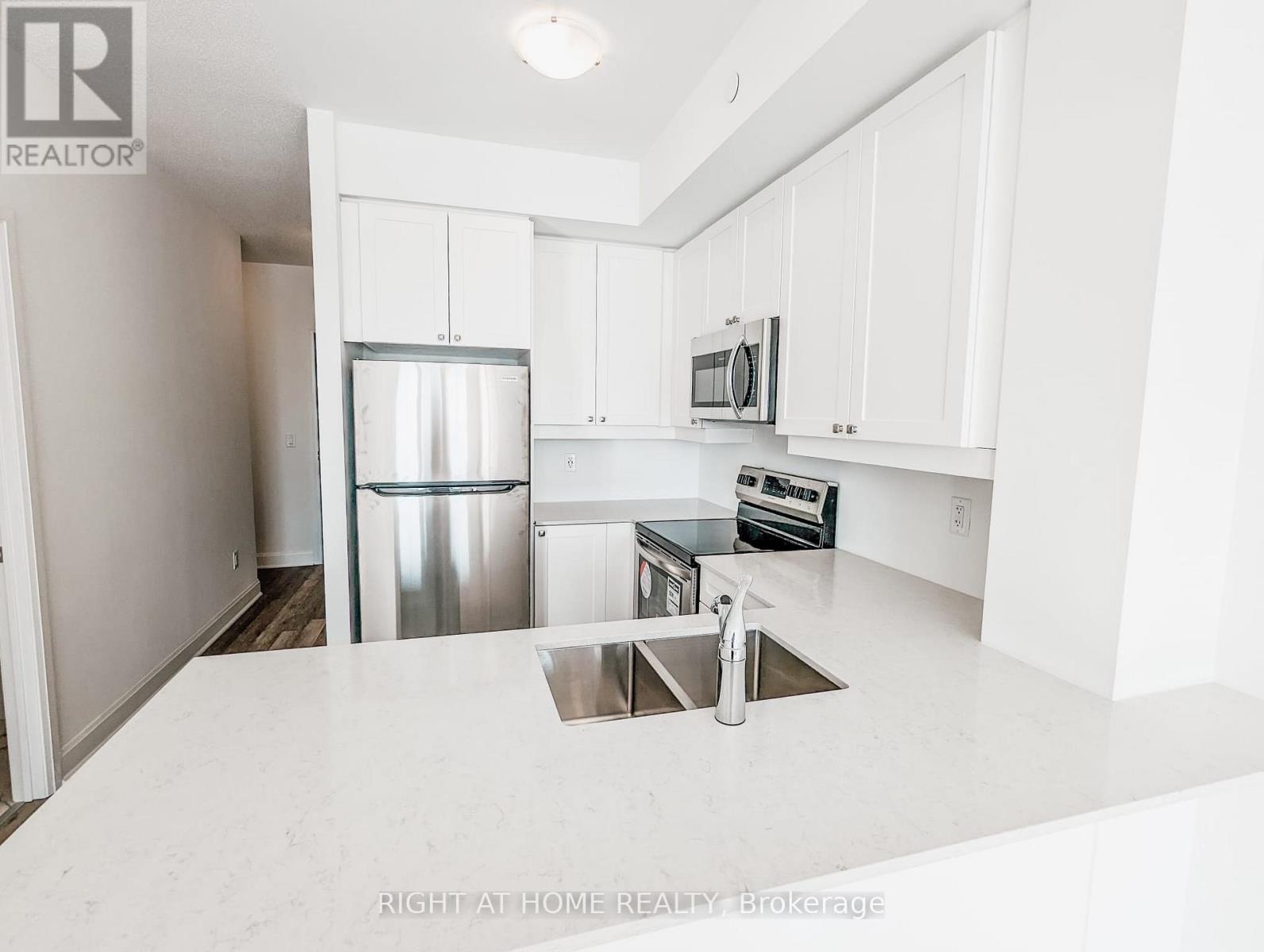 109 - 50 Lakebreeze Drive, Clarington, Ontario  L1B 0V9 - Photo 8 - E12582968